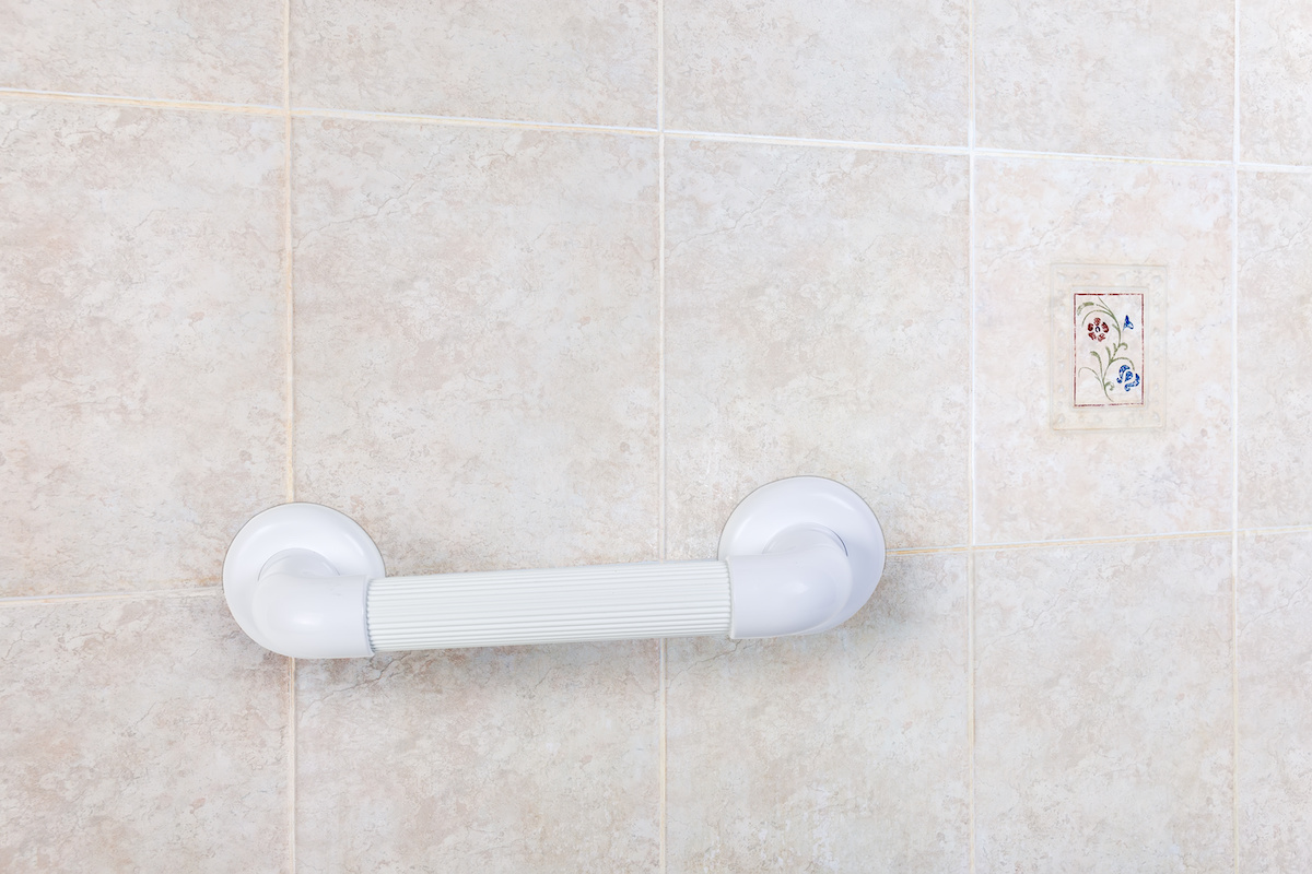 Pros and Cons of DIY vs. Professional Installation of Grab Bars