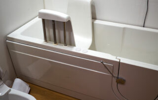 Walk-In Bathtub in Warwick, RI