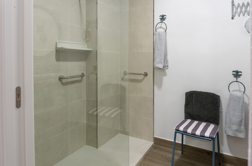 Accessibility Bathroom Contractors in Providence, RI | Home Mobility Pros